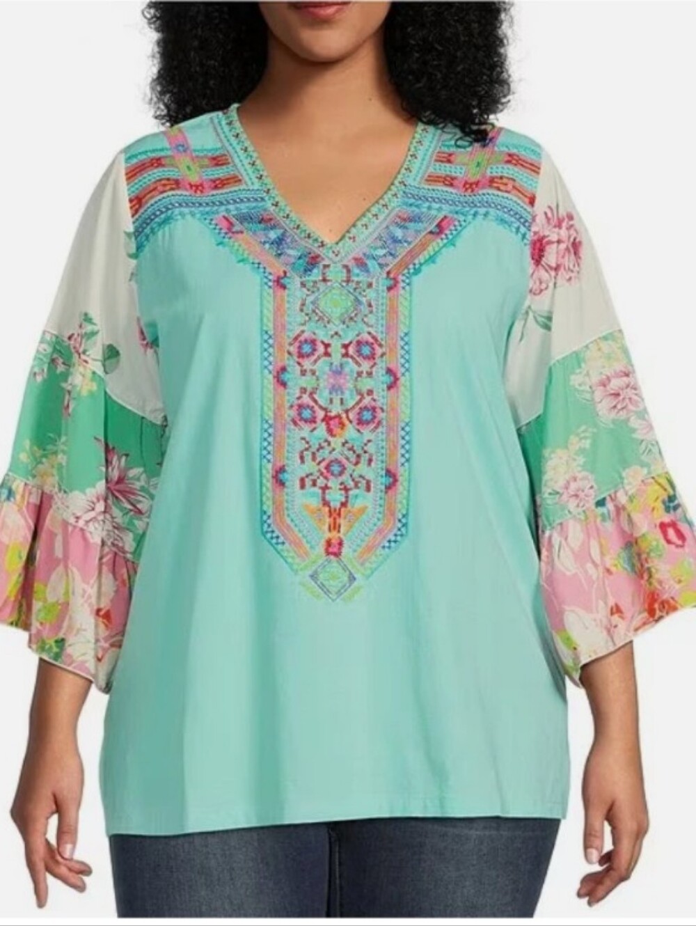 NWOT!! CALESSA Bohemian Embroidered V-Neck Boho Top - Aqua